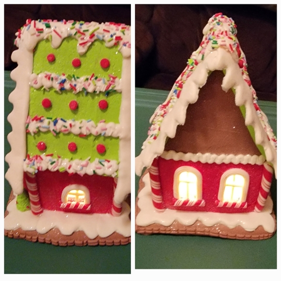 New in Box- Light Up-Led Tabletop Gingerbread Junction House by Kirk S. Alder - Picture 5 of 12